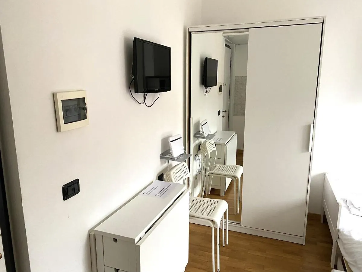 Apartment Comfy Studio Near The Central Station Milan Italy
